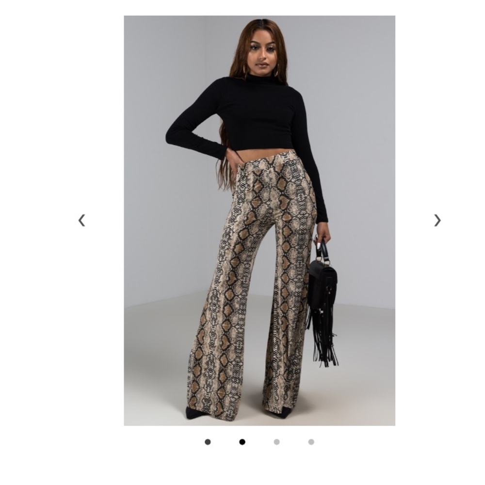 Akira Flare Pants